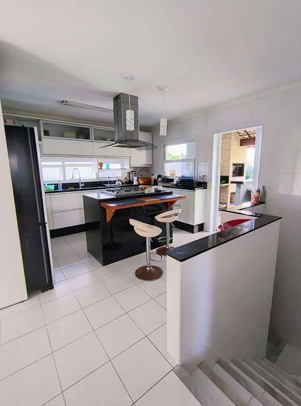 Casa à venda com 4 quartos, 295m² - Foto 9