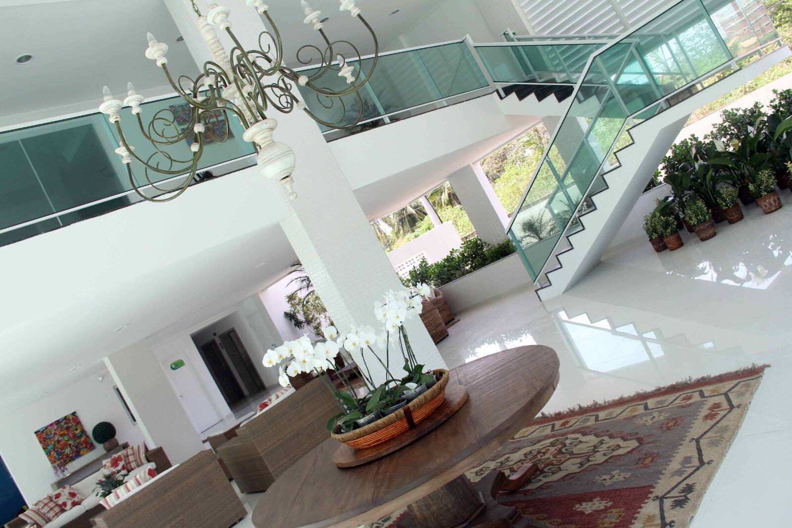 Apartamento à venda com 2 quartos, 66m² - Foto 1