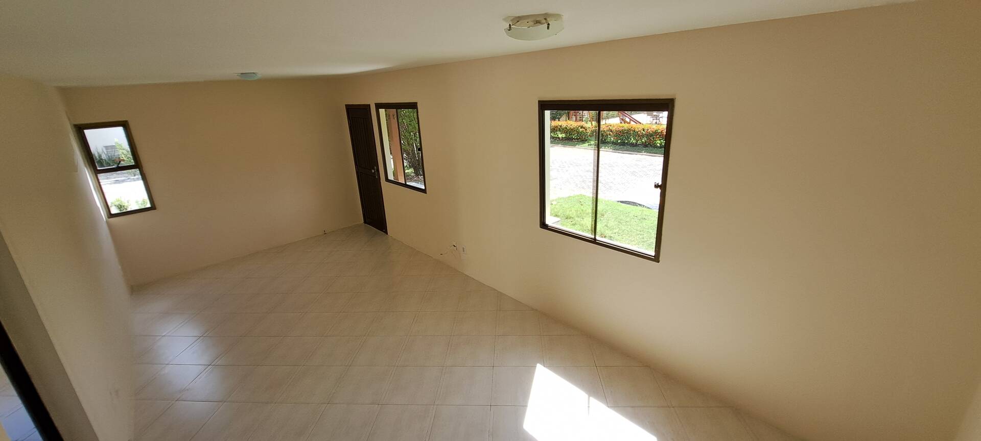 Casa para alugar com 4 quartos, 125m² - Foto 9