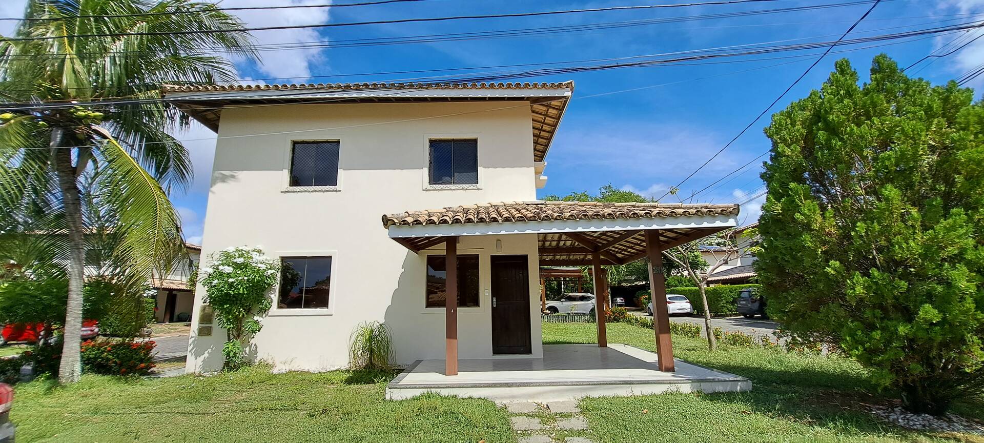 Casa para alugar com 4 quartos, 125m² - Foto 1