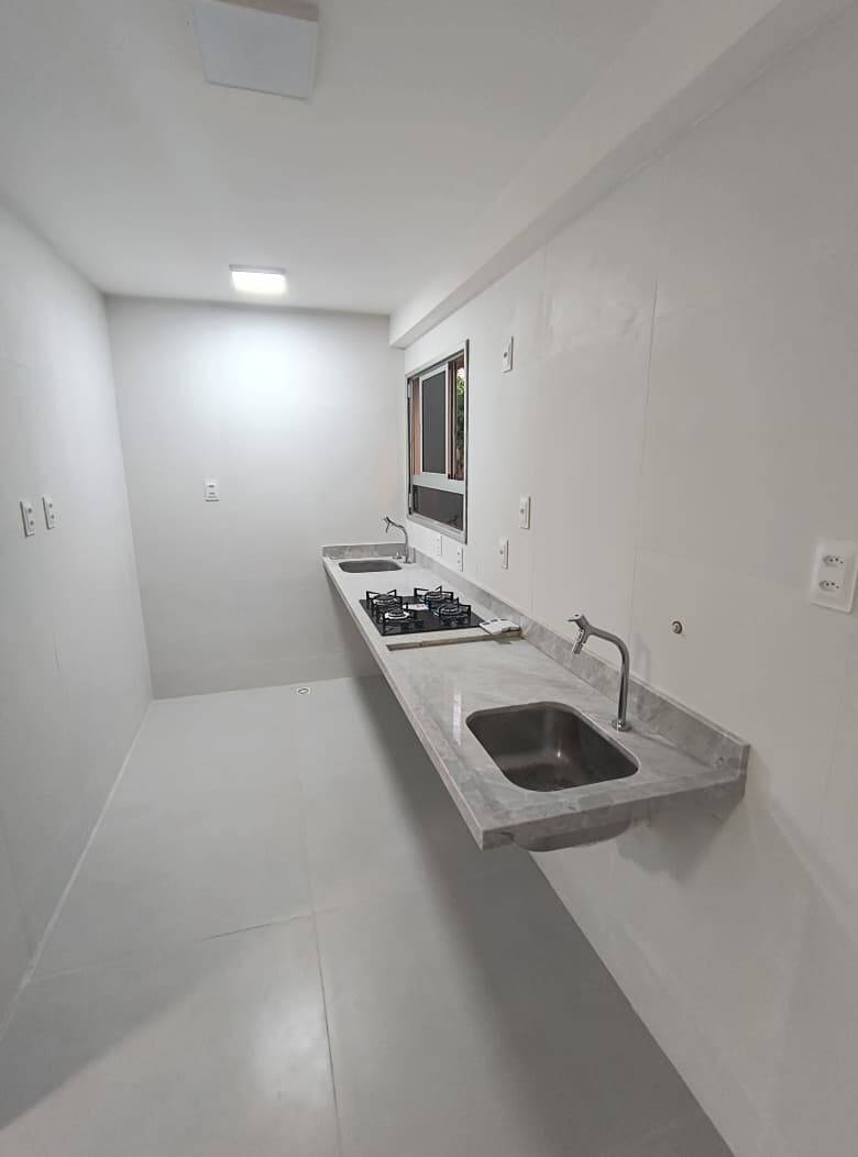 Apartamento à venda com 2 quartos, 64m² - Foto 6