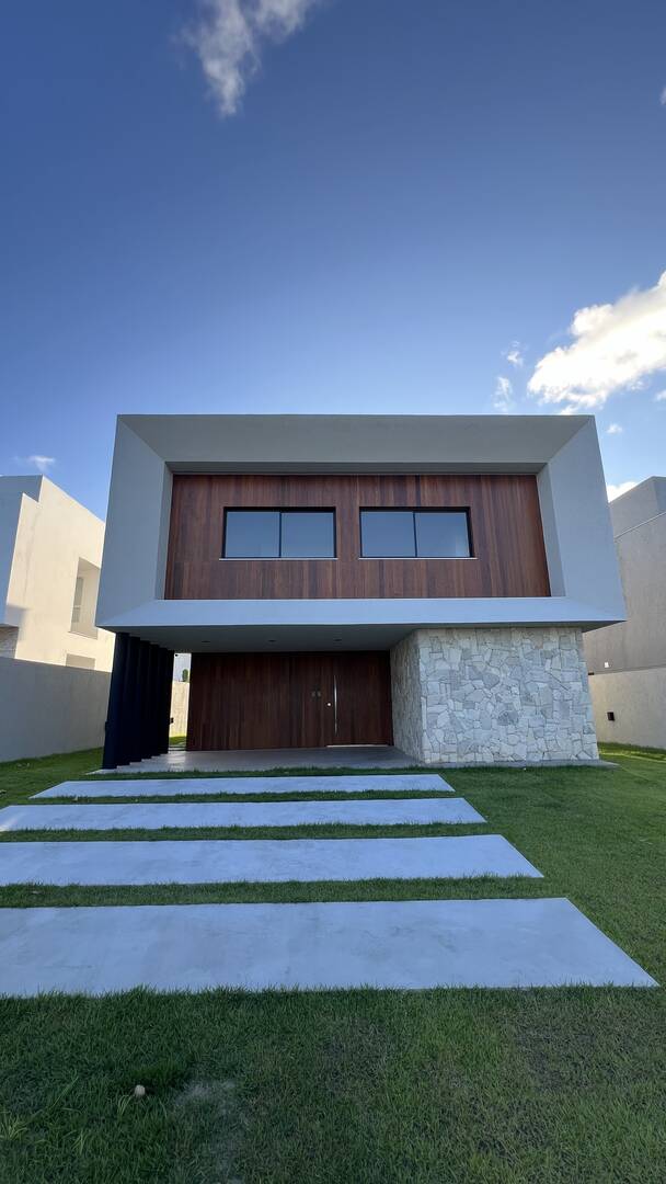 Casa à venda com 4 quartos, 280m² - Foto 2