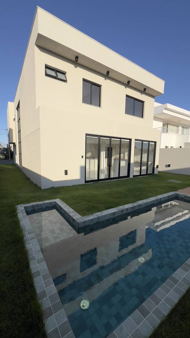 Casa à venda com 4 quartos, 280m² - Foto 16