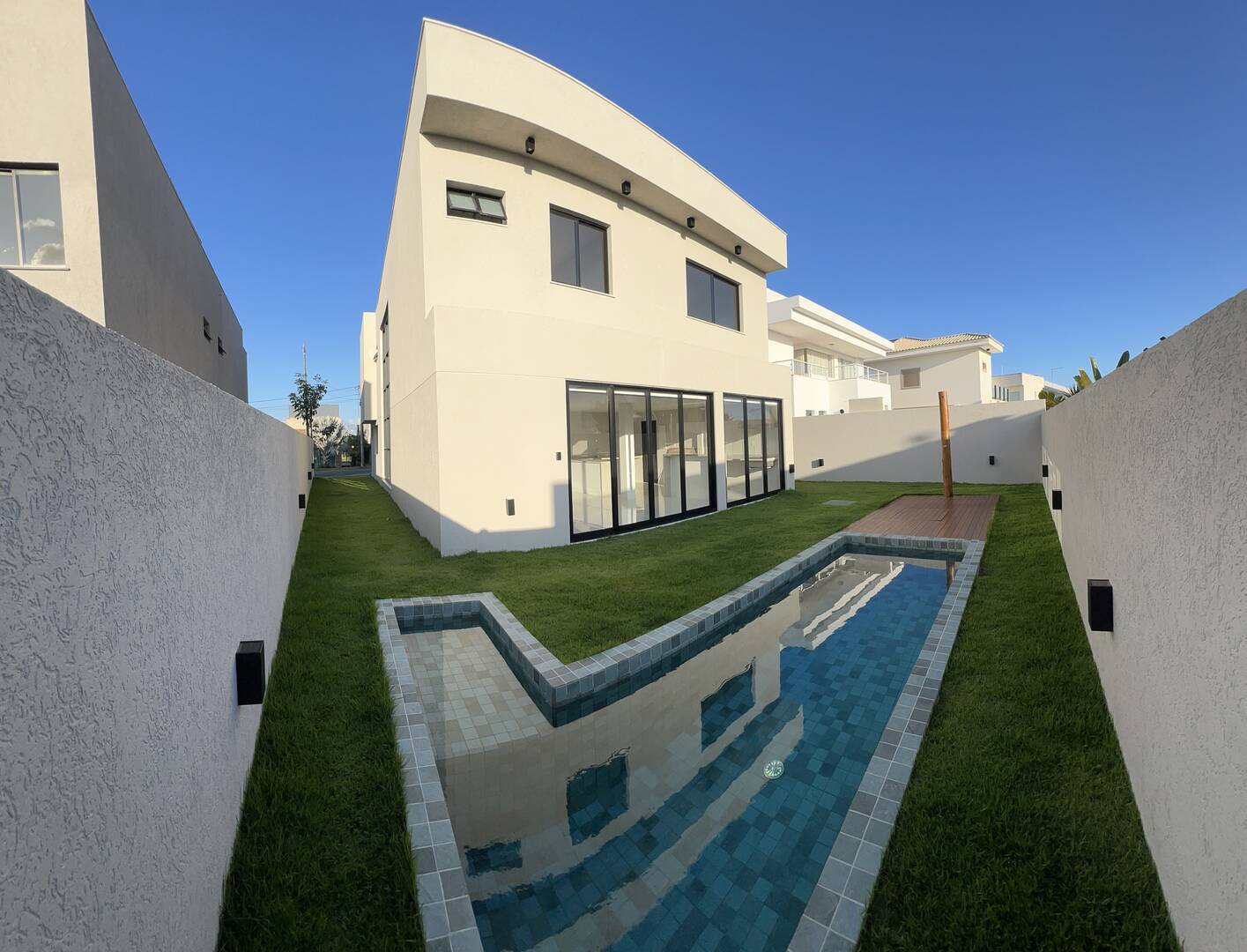 Casa à venda com 4 quartos, 280m² - Foto 18