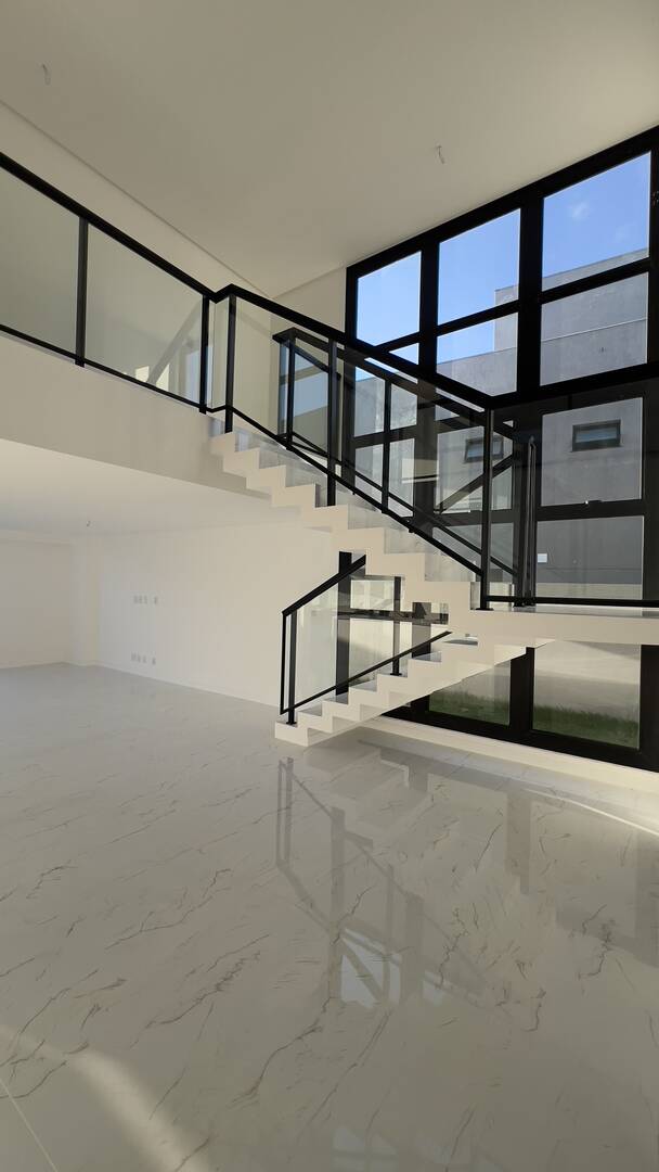 Casa à venda com 4 quartos, 280m² - Foto 34