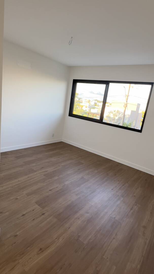 Casa à venda com 4 quartos, 280m² - Foto 42