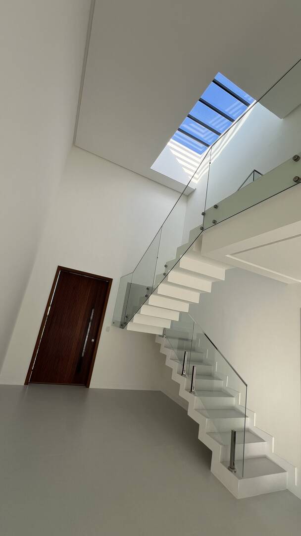 Casa à venda com 4 quartos, 294m² - Foto 9