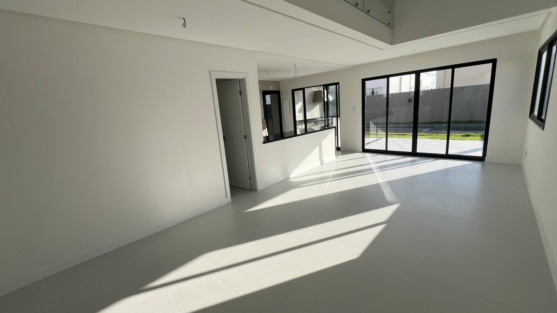 Casa à venda com 4 quartos, 294m² - Foto 6
