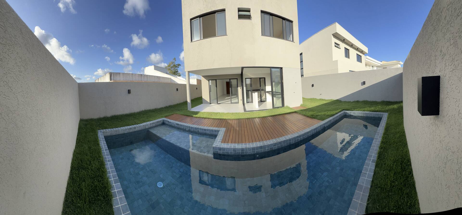 Casa à venda com 4 quartos, 294m² - Foto 17