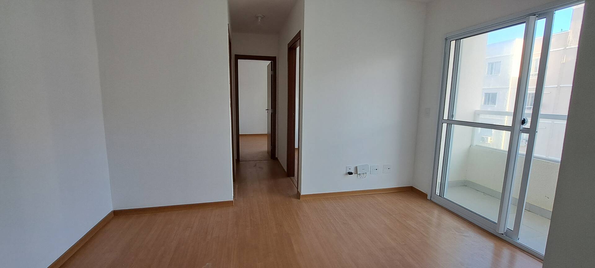 Apartamento à venda com 2 quartos, 45m² - Foto 2