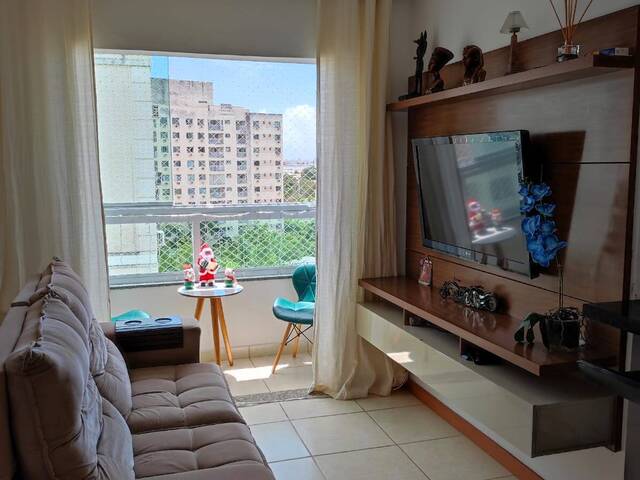 #135 - Apartamento para Venda em Lauro de Freitas - BA