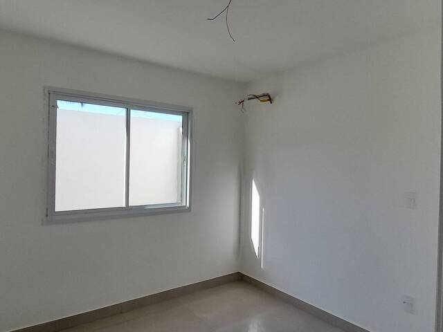 Apartamento para Venda em Lauro de Freitas - 5