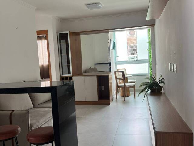 Apartamento para Venda em Lauro de Freitas - 5