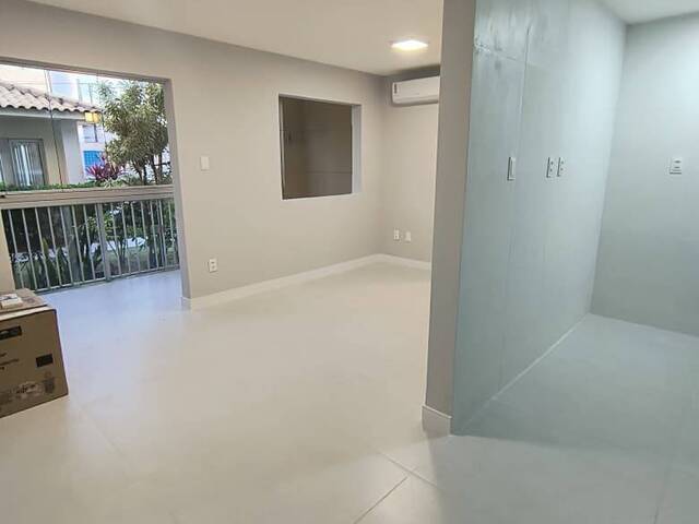 #212 - Apartamento para Venda em Lauro de Freitas - BA - 3