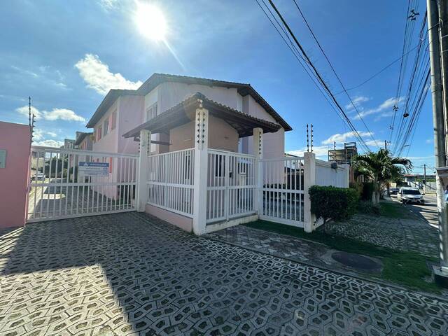 #213 - Apartamento para Venda em Lauro de Freitas - BA