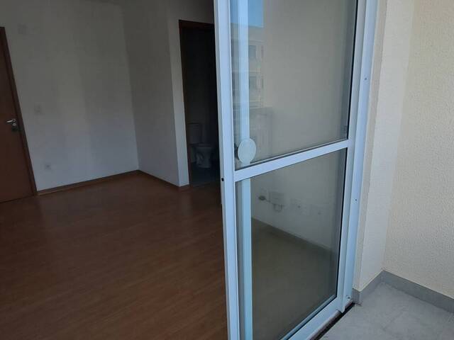 Apartamento para Venda em Lauro de Freitas - 5